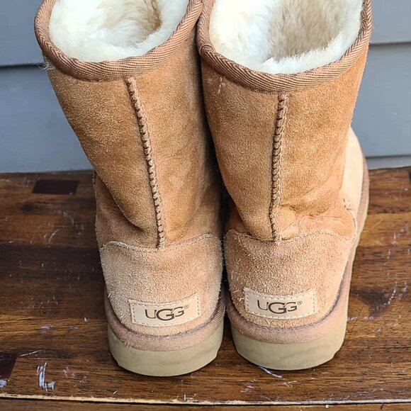 UGG Classic Chestnut Suede Shearling Boots size 5 - Picture 8 of 9
